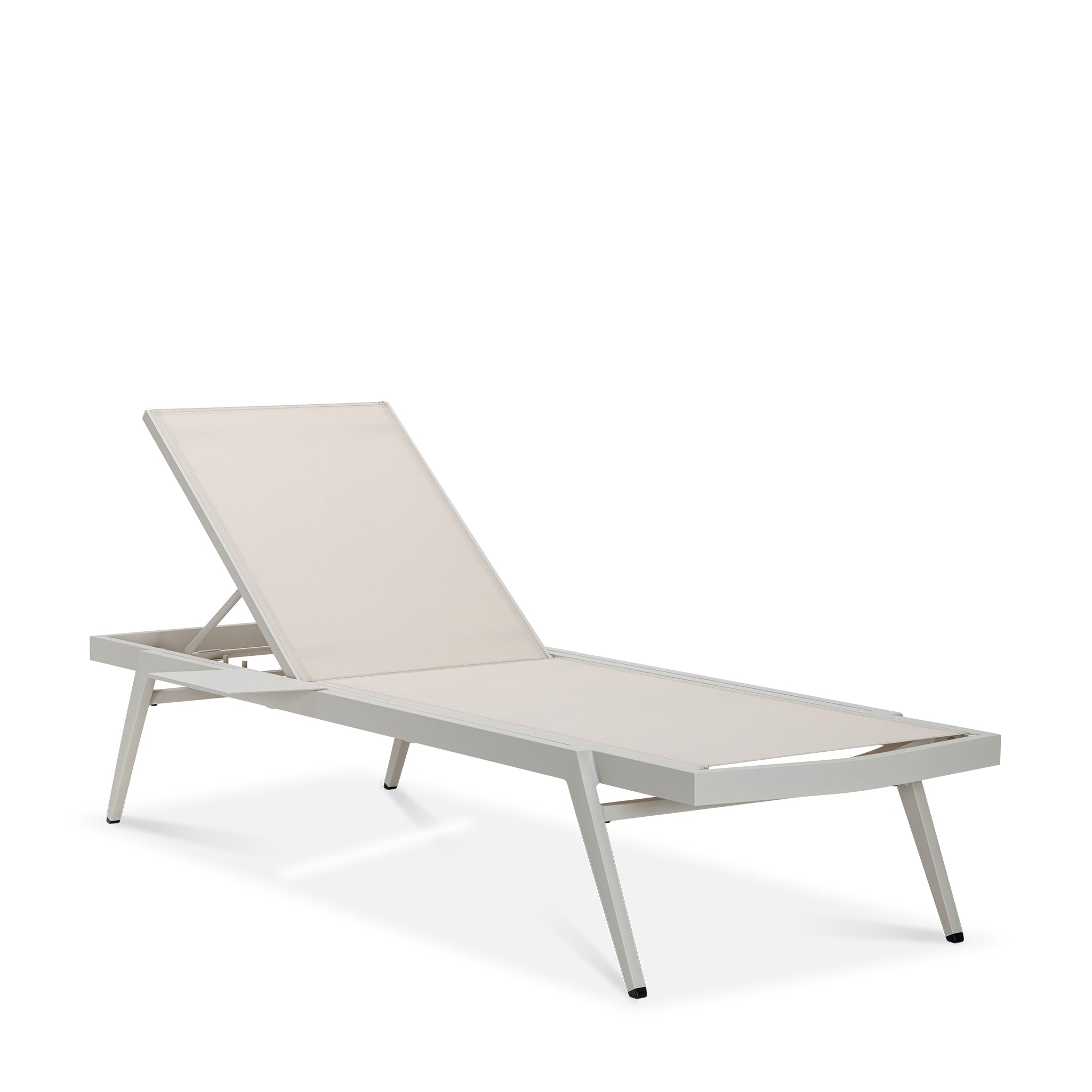 that's living outdoor diva chaise lounge beige outdoor chaises and sunbeds