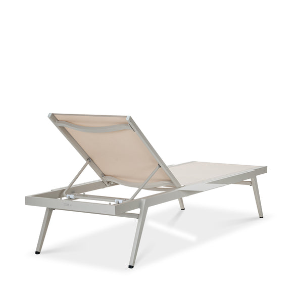 that's living outdoor diva chaise lounge beige outdoor chaises and sunbeds