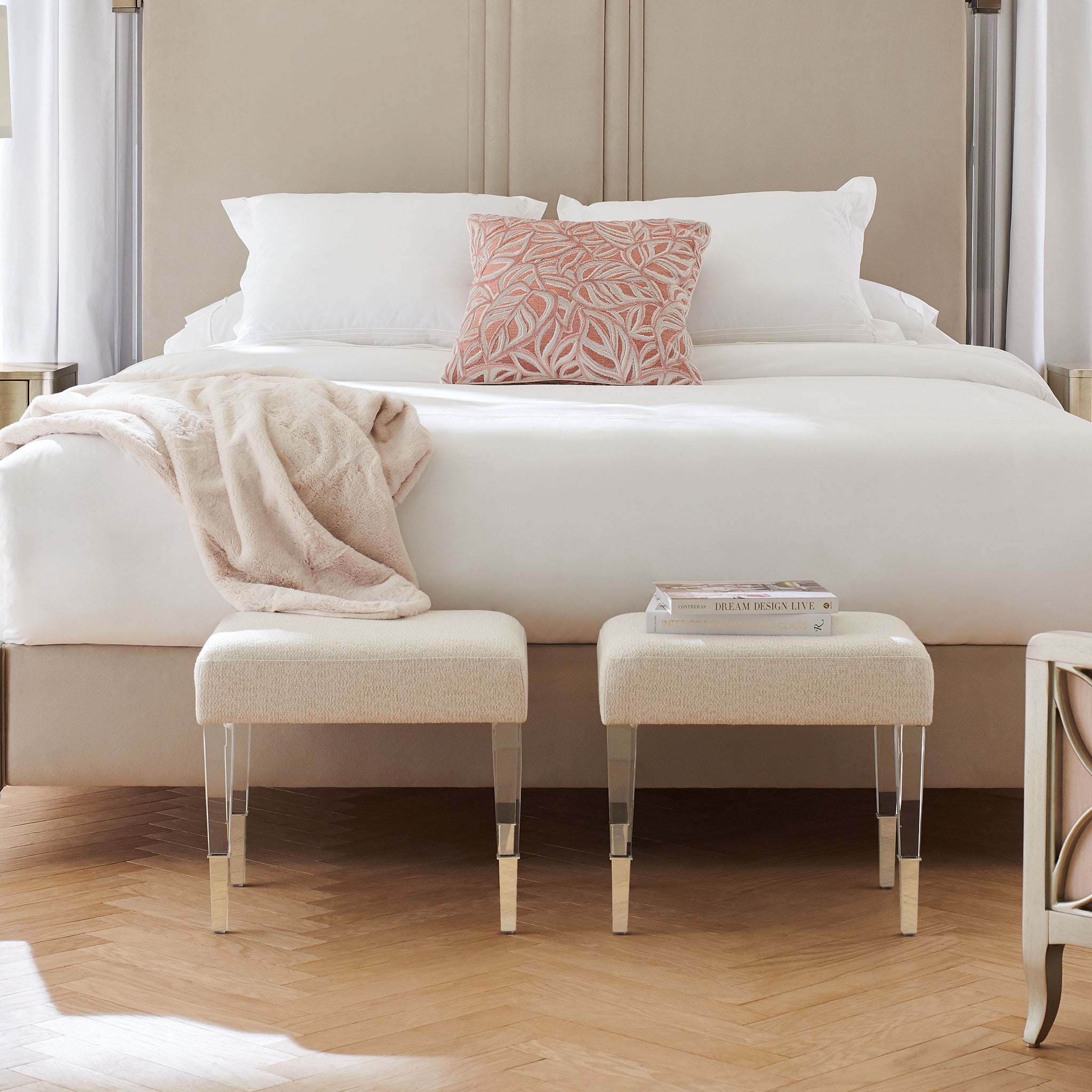 caracole looking good! ottoman