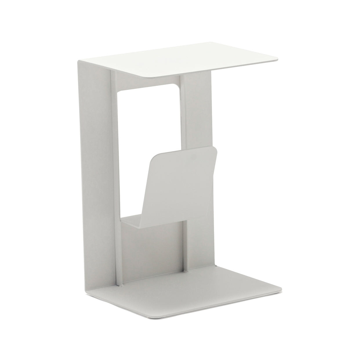 that's living outdoor sweet magazine table white outdoor accent tables