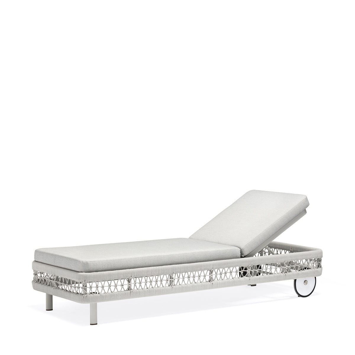 that's living outdoor club-chaise lounge outdoor chaises and sunbeds